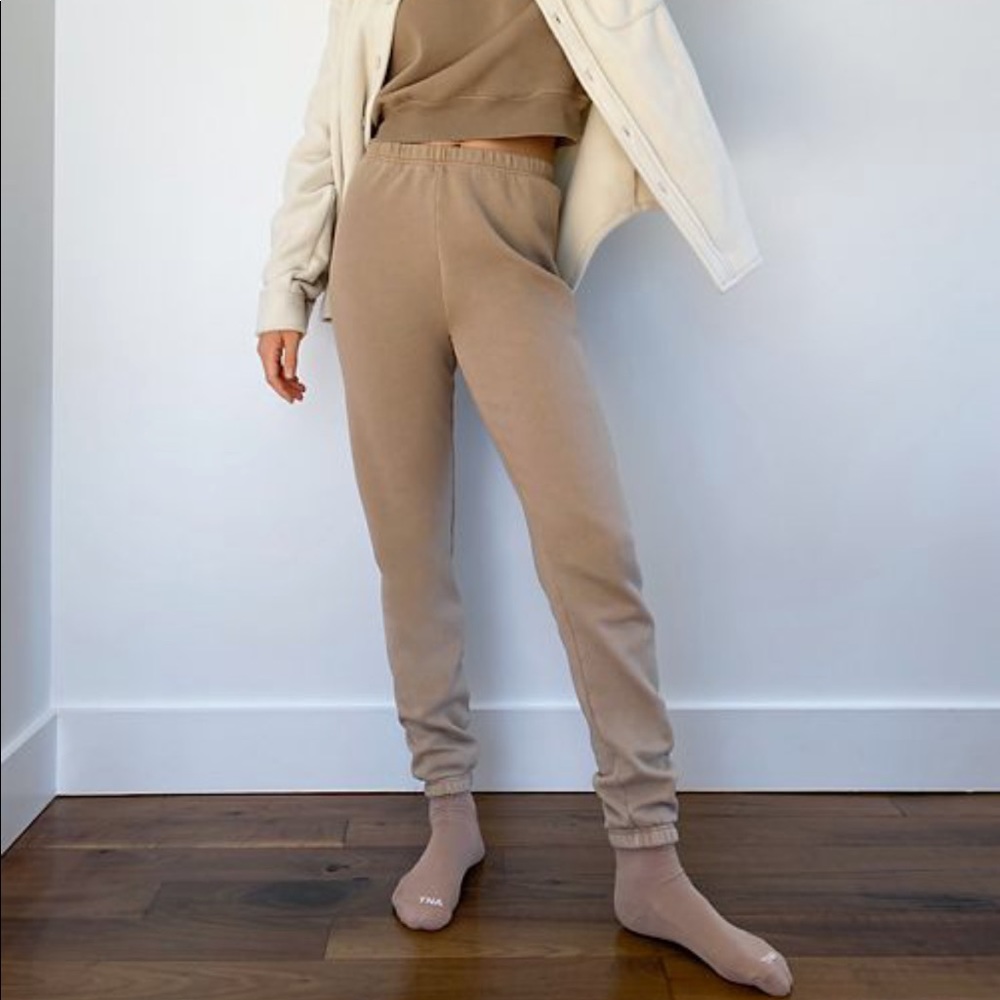 Aritzia TNA Mega Fleece Sweatpants